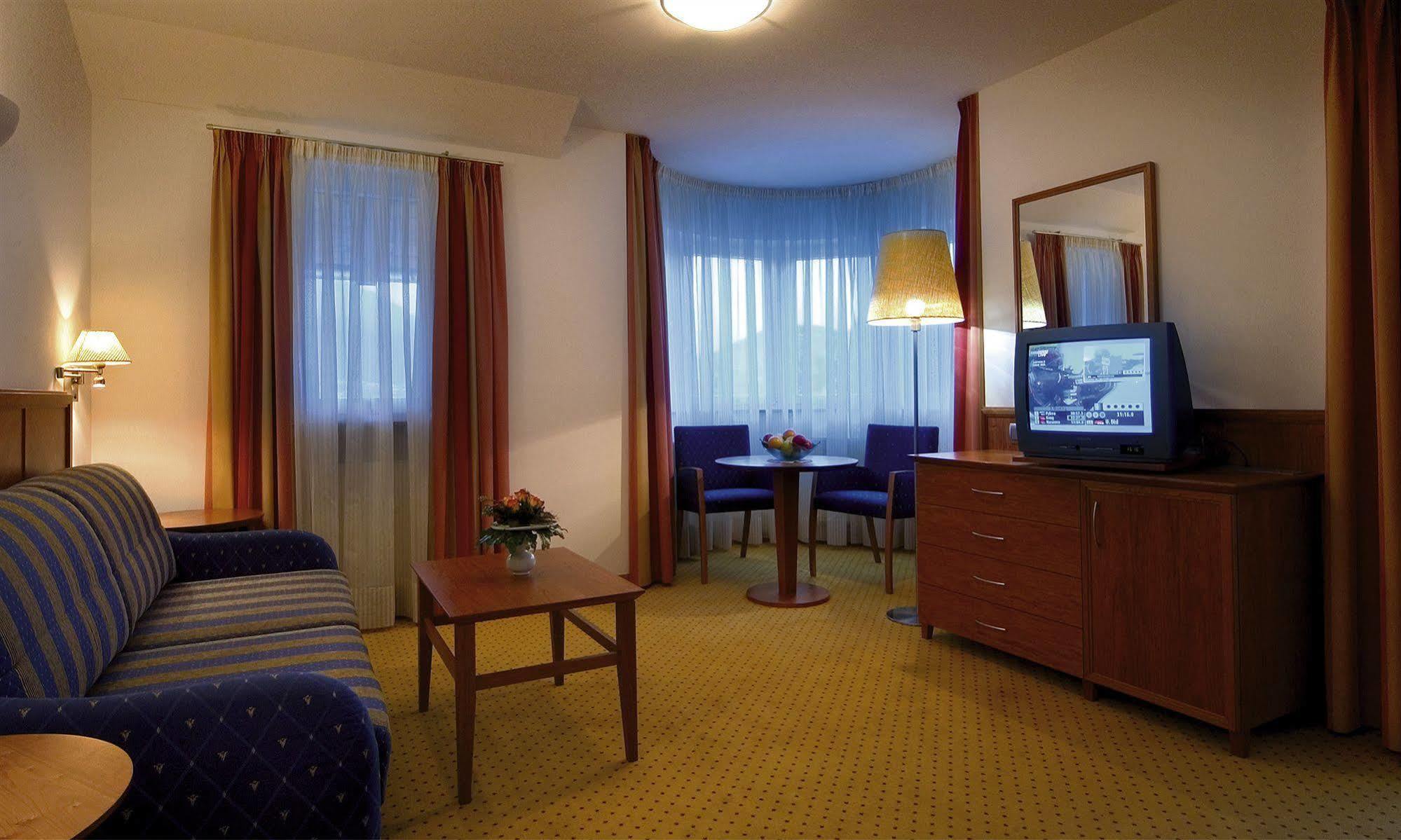ברסאנונה Hotel Millanderhof מראה חיצוני תמונה