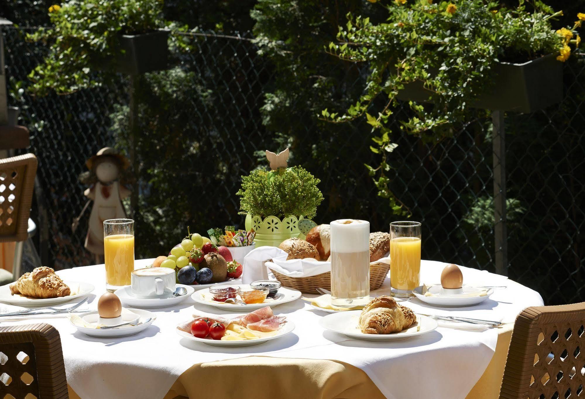 ברסאנונה Hotel Millanderhof מראה חיצוני תמונה