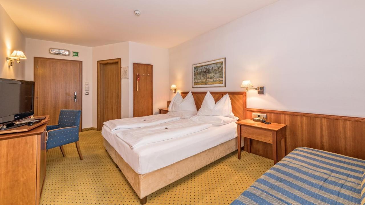 ברסאנונה Hotel Millanderhof מראה חיצוני תמונה